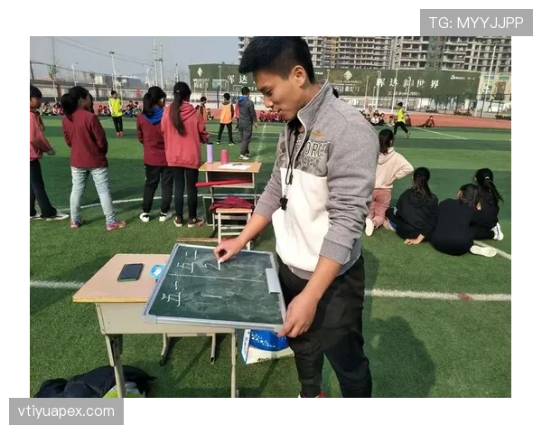 足球规则中合法冲撞的判罚标准与裁判判定逻辑解析